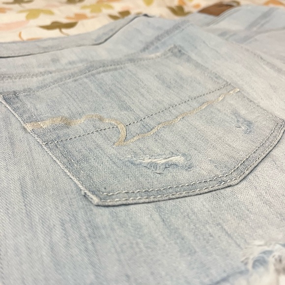 American Eagle Super Stretch Hi-Rise Shortie - Picture 5 of 10